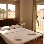 Nissi Villa