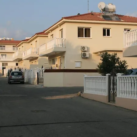 Nissi Ayia Napa