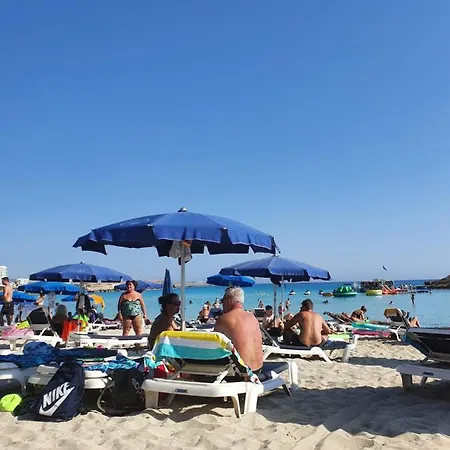 Nissi Villa